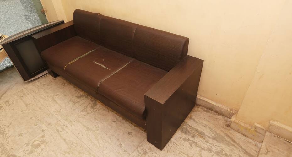 Hotel Comforts Plaza, Bhopal 5